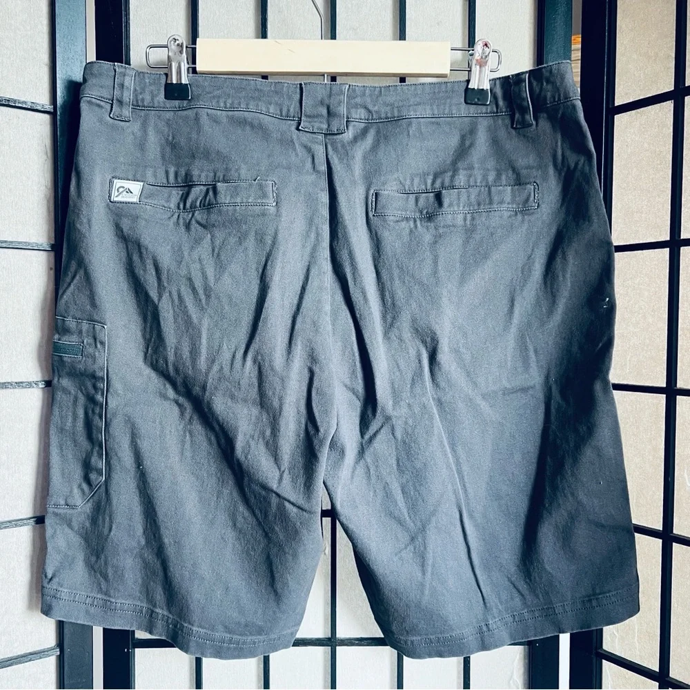 Colosseum athletic grey terrain shorts sz L - Picture 6 of 8